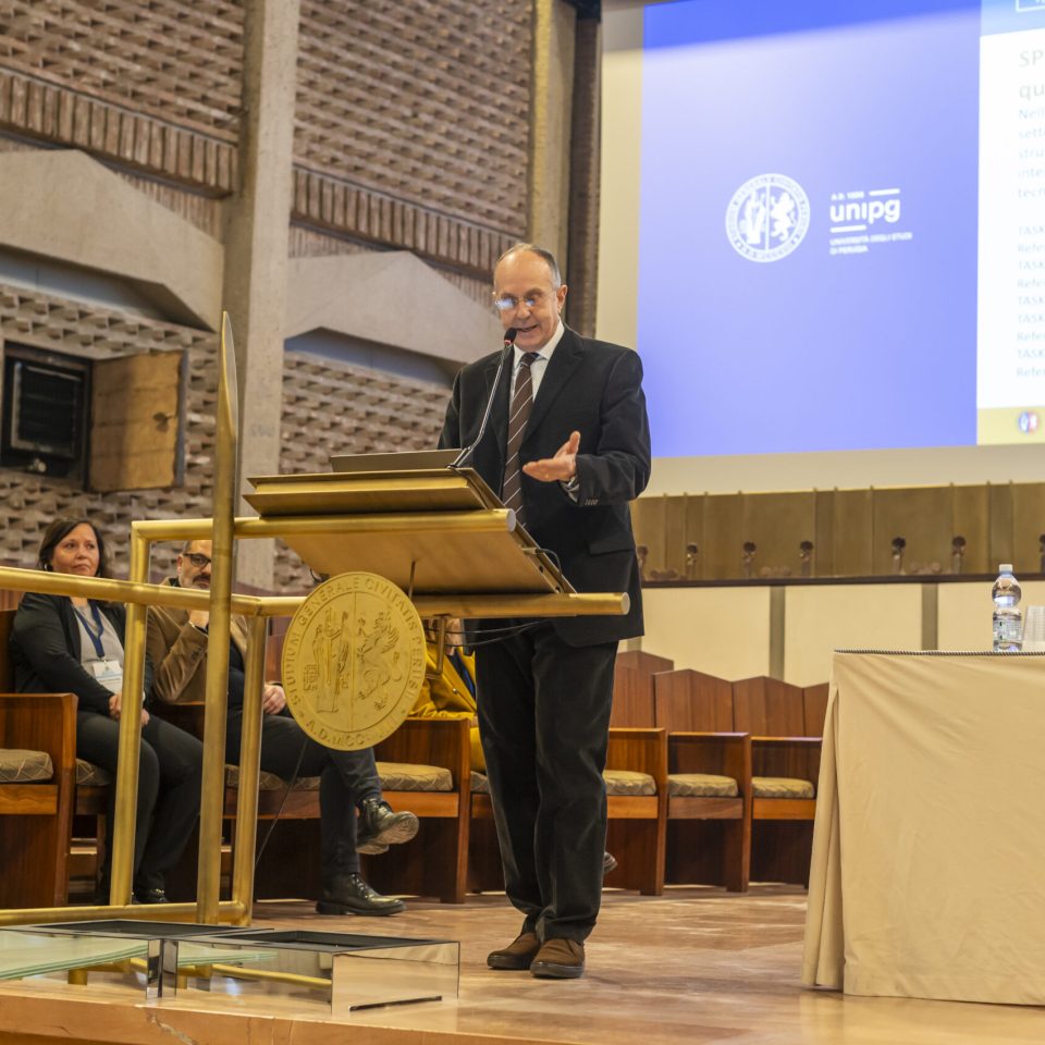 Giorgio Parisi Lectio Magistralis Università di Perugia- Maurizio Oliviero- Luca Gammaitoni